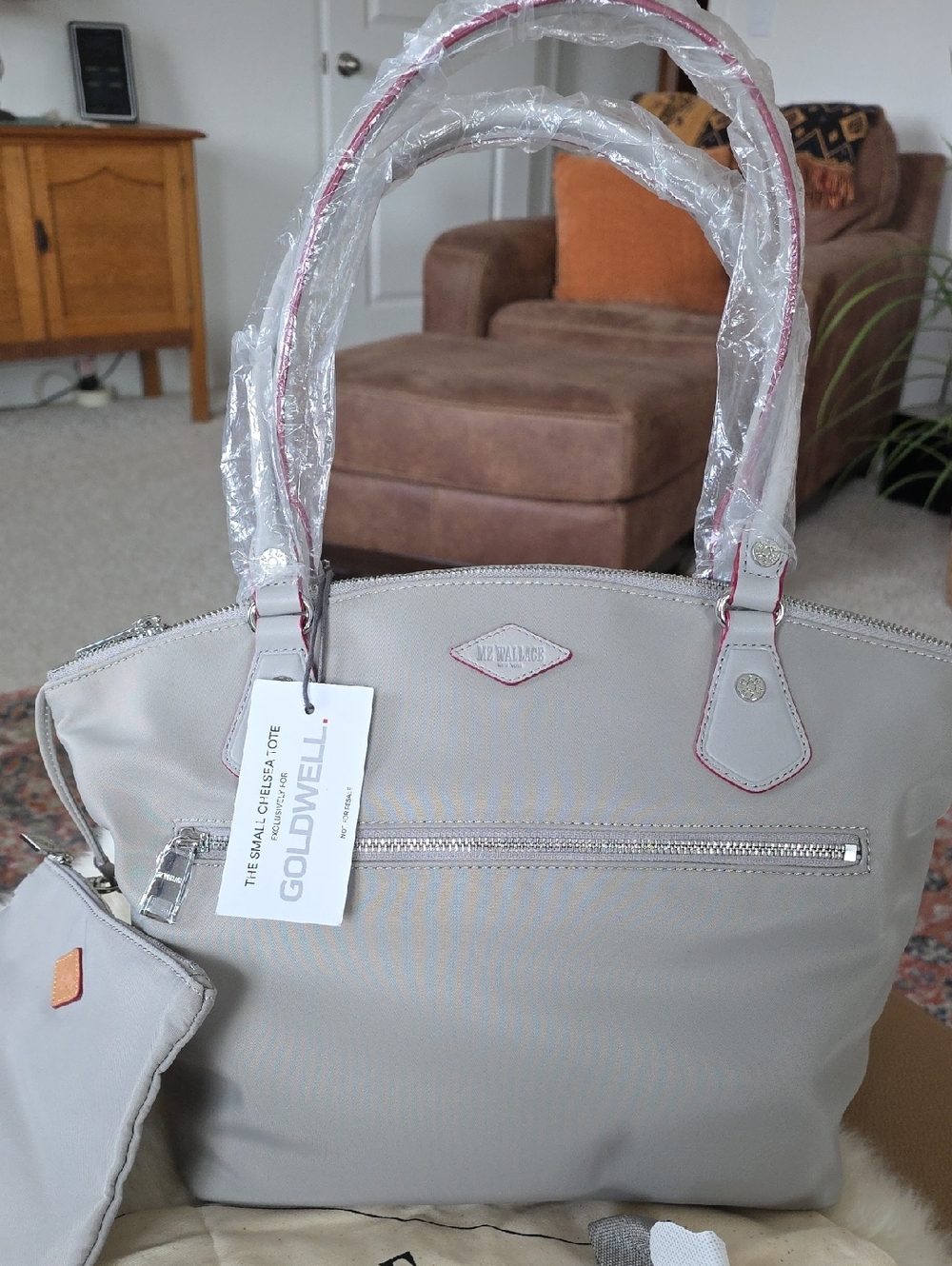 Gorgeous NWT MZ Wallace Small Chelsea Gray Zippered Tote 🩶🎁❤️ - Picture 2 of 16